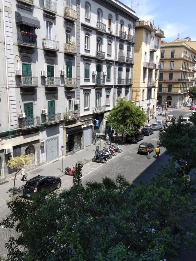 Hotel Crisari Naples Extérieur photo