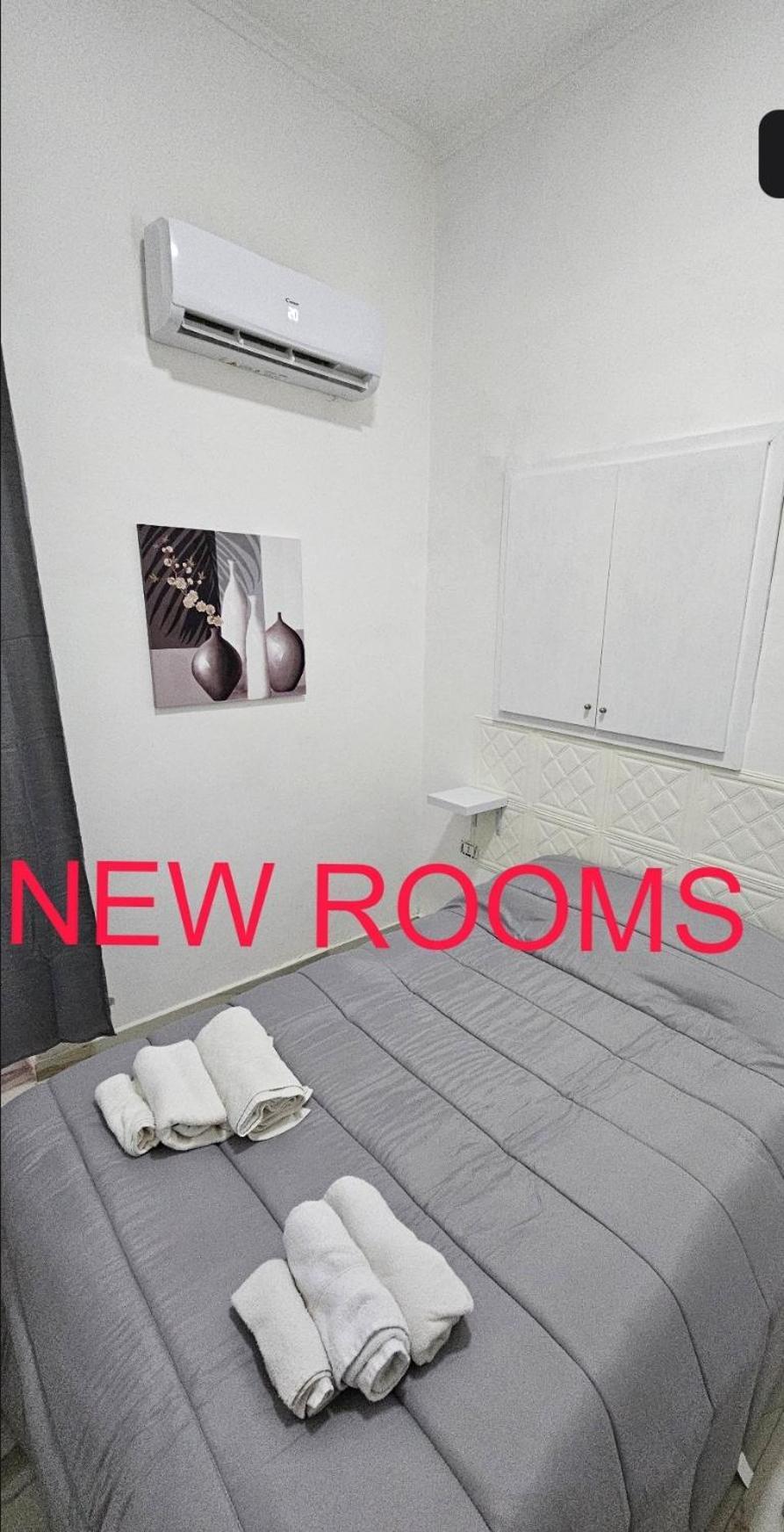 Hotel Crisari Naples Extérieur photo