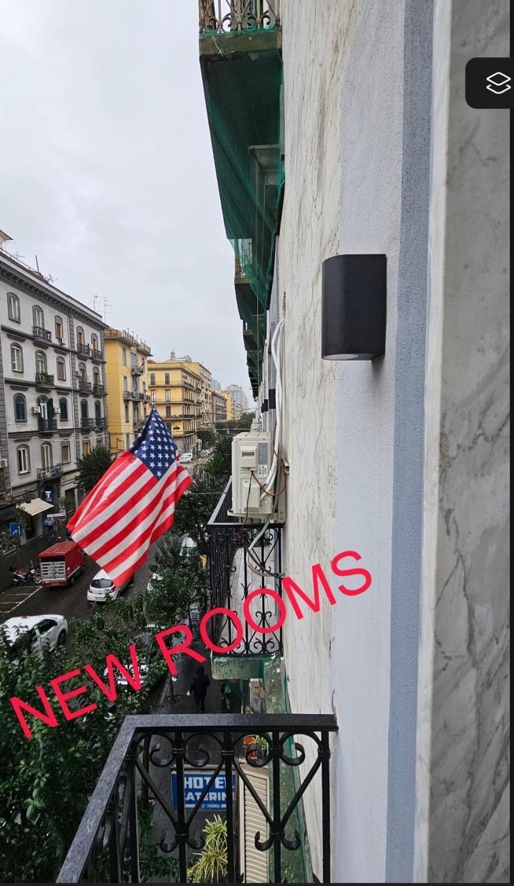 Hotel Crisari Naples Extérieur photo